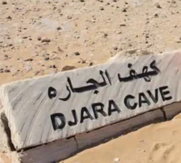 Safari de 4 Días por el Oasis de Bahariya y las Cuevas de Djara